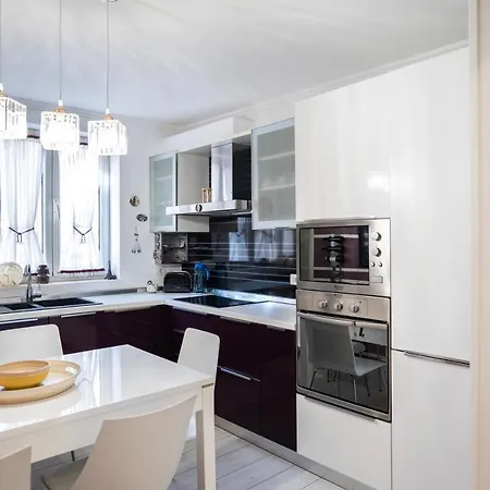 Apartment Enxhi's
