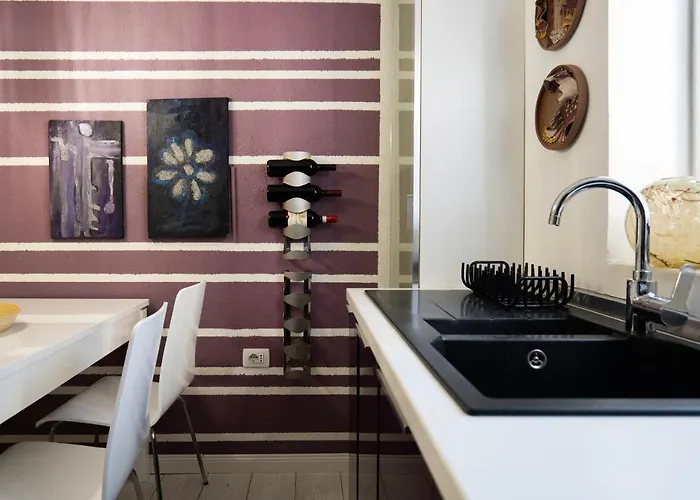 Enxhi's * ティラナ